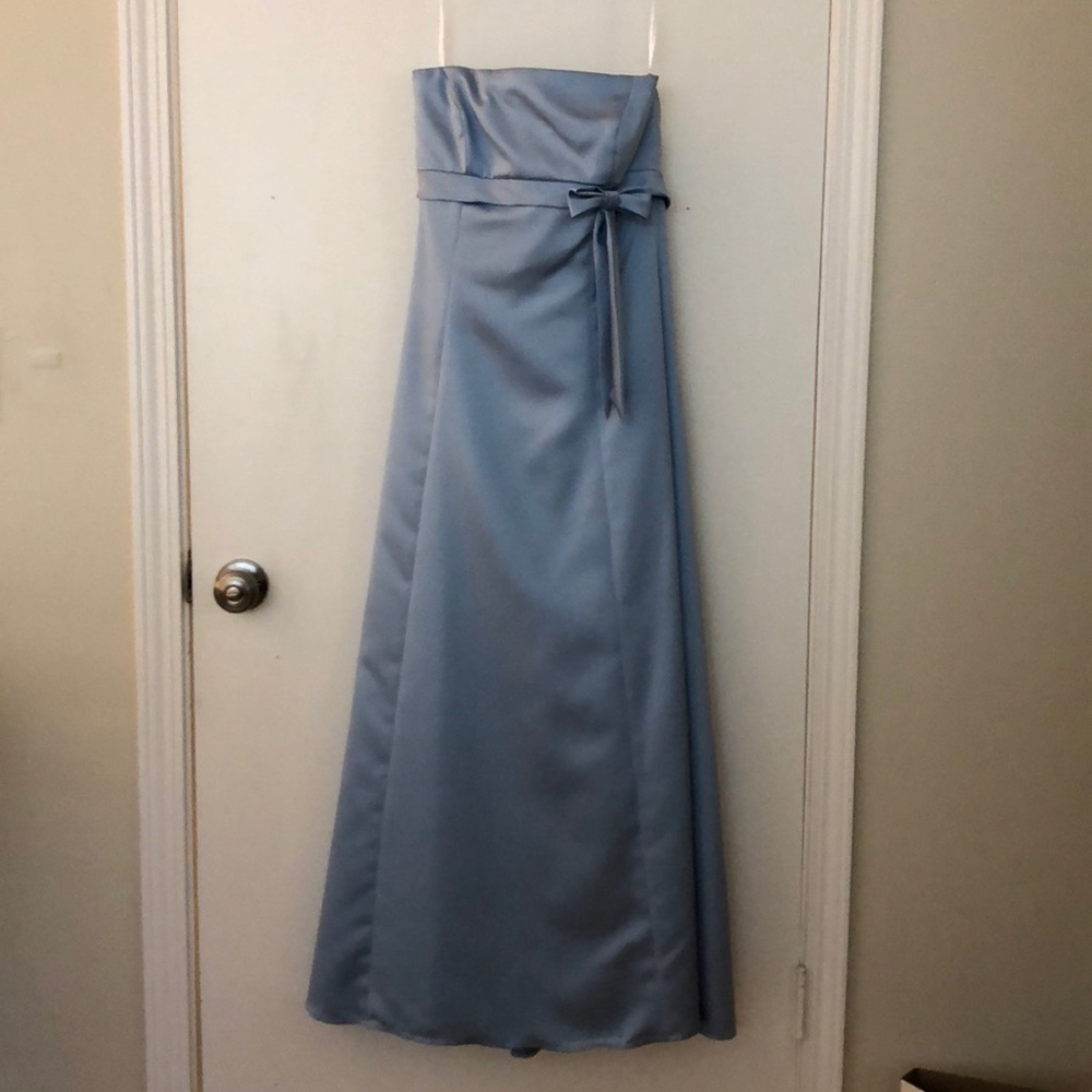 New Vera Wang strapless dress - length altered
